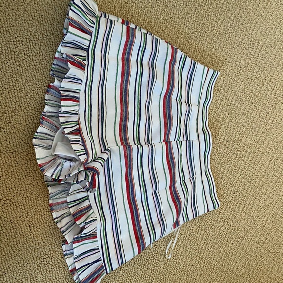 Shorts - Picture 2 of 2